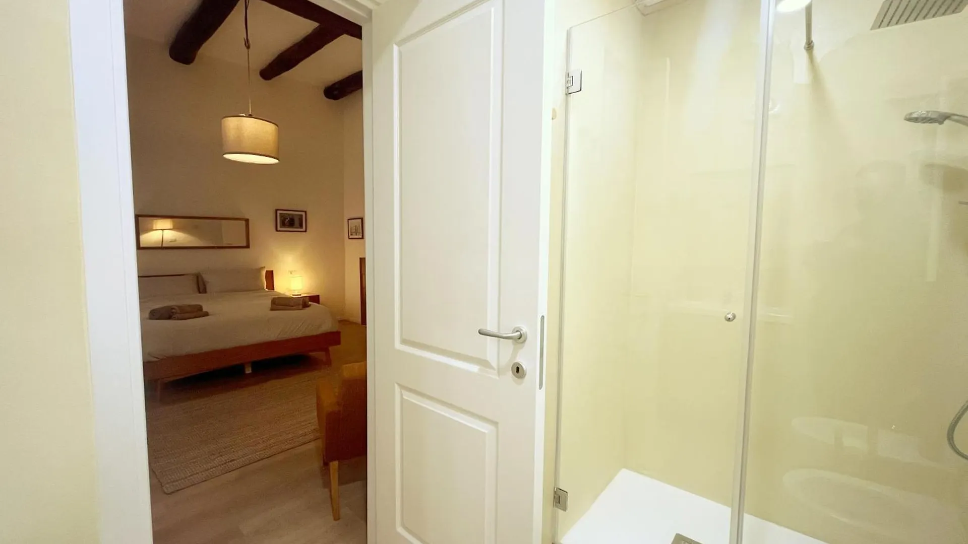 Bed & Breakfast Casa Vayu - Quartieri Spagnoli Naples Italy